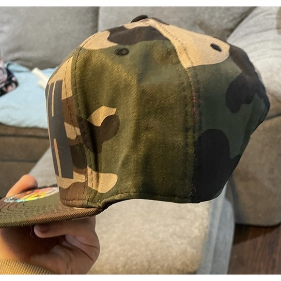 Kush Friendly Camo Snapback Hat Trucker One Size Green 420 Smoker - Picture 4 of 6